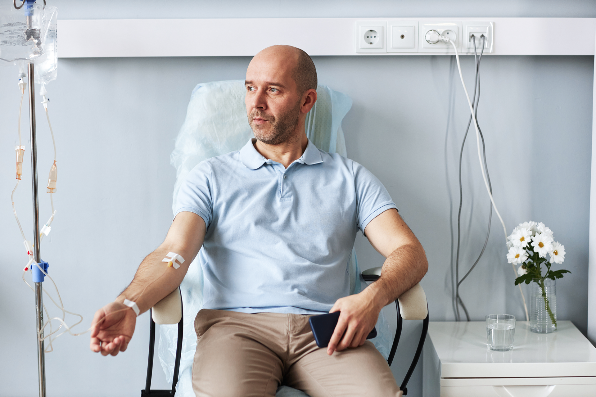 Guest receiving a stem cell IV infusion at iCRYO South Jordan