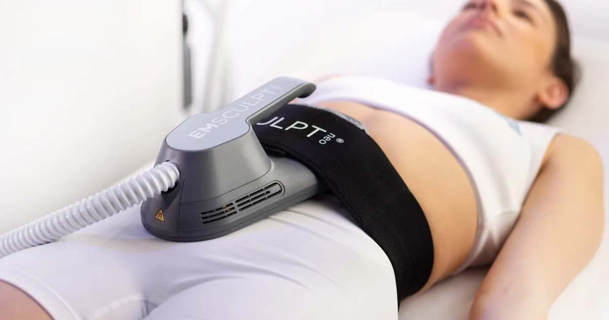 Postpartum mom considering EMSCULPT NEO core sculpting at iCRYO South Jordan
