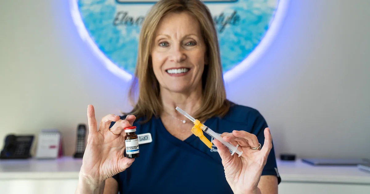Quick IM vitamin shot injection at iCRYO South Jordan, UT